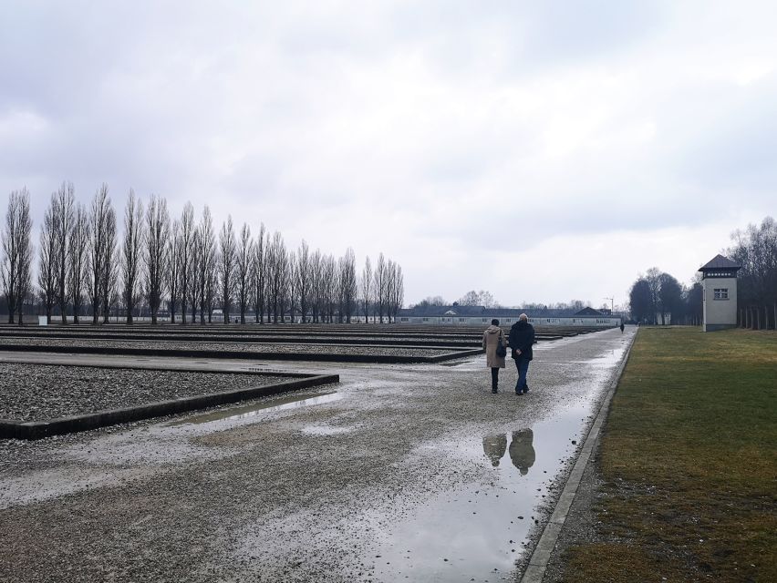 From Munich: Dachau Memorial Site Tour in Spanish - Meeting under Karlstor Gate in Munich