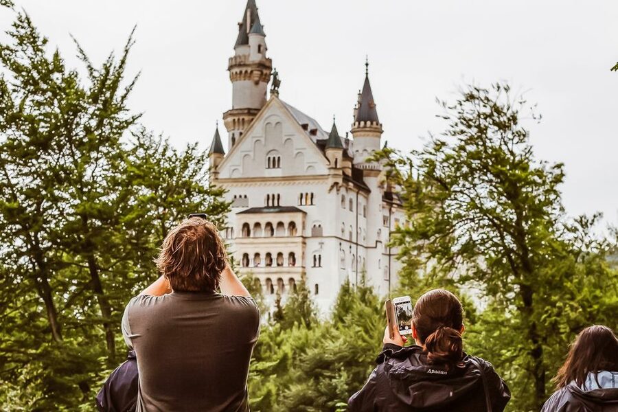 From Munich: Neuschwanstein Castle Full-Day Trip - Meeting in central Munich and beginning the journey
