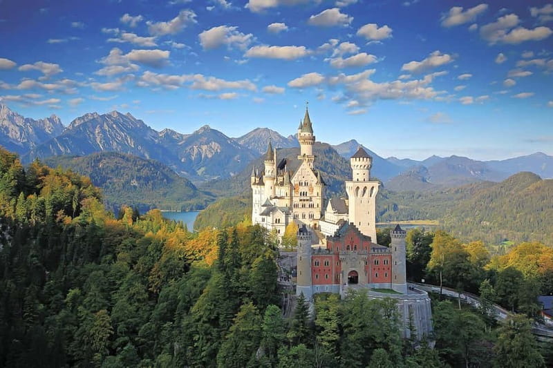 From Munich: Neuschwanstein & Linderhof Castle Full-Day Trip - Linderhof Palace, Ludwig’s private royal retreat