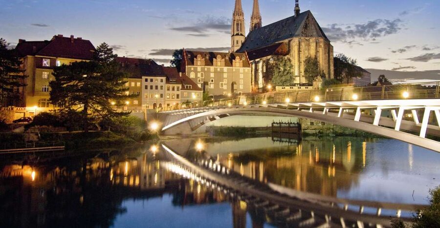 Görlitz: Old Town Guided Walking Tour - Obermarkt to Untermarkt, from broad square to historic stage