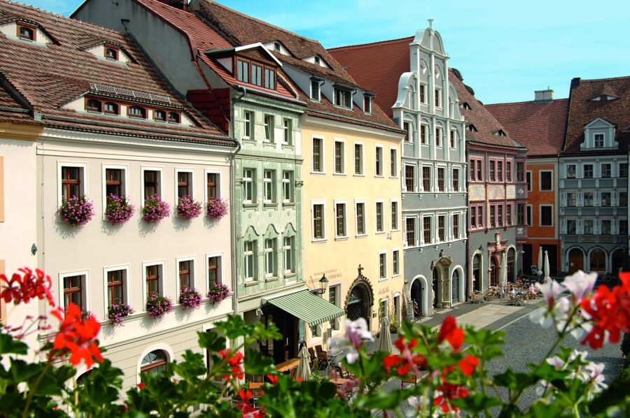 Görlitz: Old Town Guided Walking Tour - Narrow lanes leading to Peterskirche