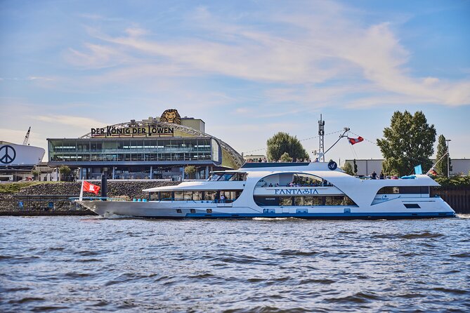 Hamburg: 2-Hour Harbor Cruise - Key points for your two hours on the Elbe
