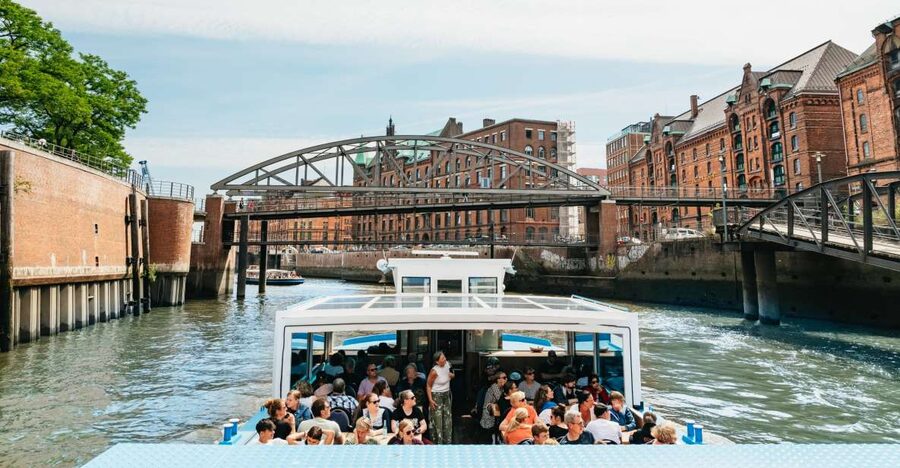 Hamburg: 2-Hour XXL Port of Hamburg Cruise Tour - What the two-hour Hamburg harbor cruise is really about