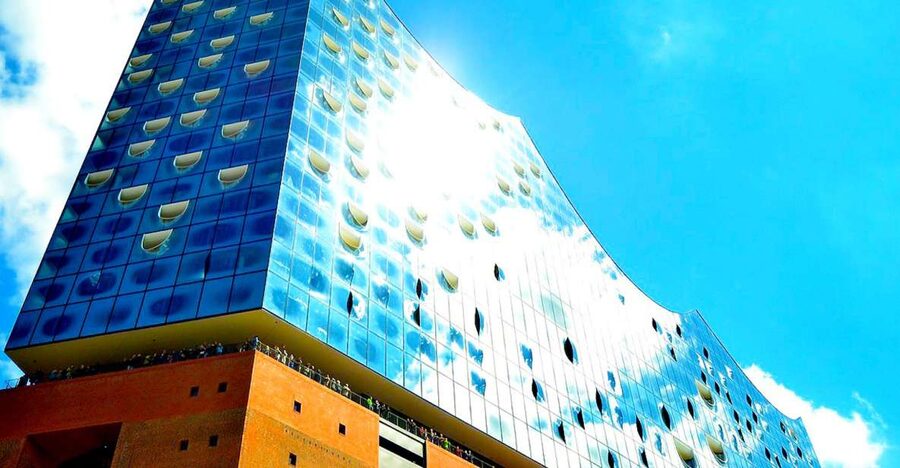 Hamburg: Elbphilharmonie Plaza, Highlights & Surroundings - Starting at Kehrwieder 12, not at the Elbphilharmonie