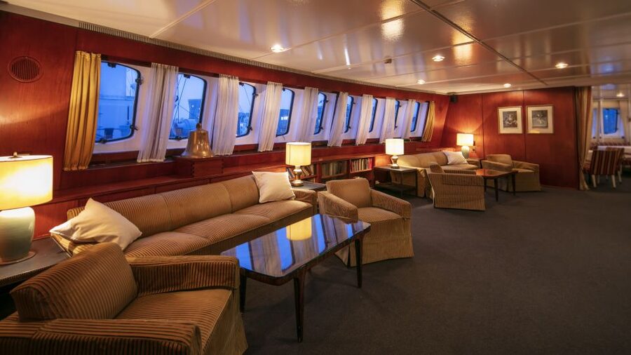Hamburg: Entrance to the Museum Ship Cap San Diego - Visit the saloon and imagine a South American voyage