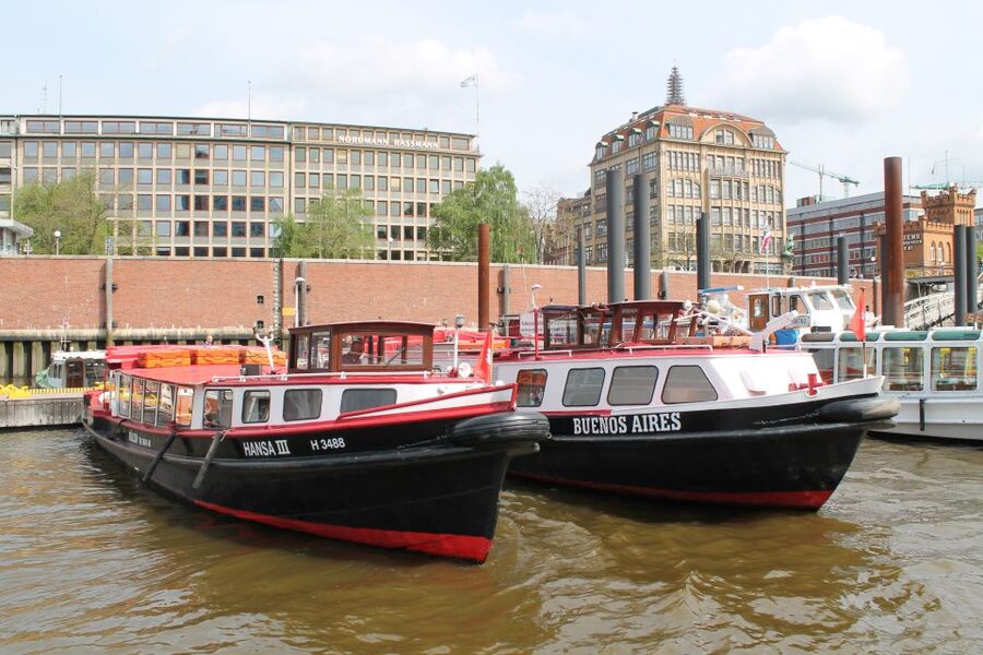 Hamburg: Harbor Cruise - Tollerort and the working container port