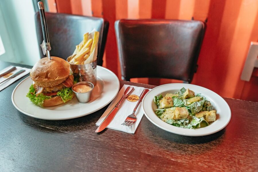 Hamburg: Hard Rock Cafe Skip-the-Line Meal - Is $36 a fair price?