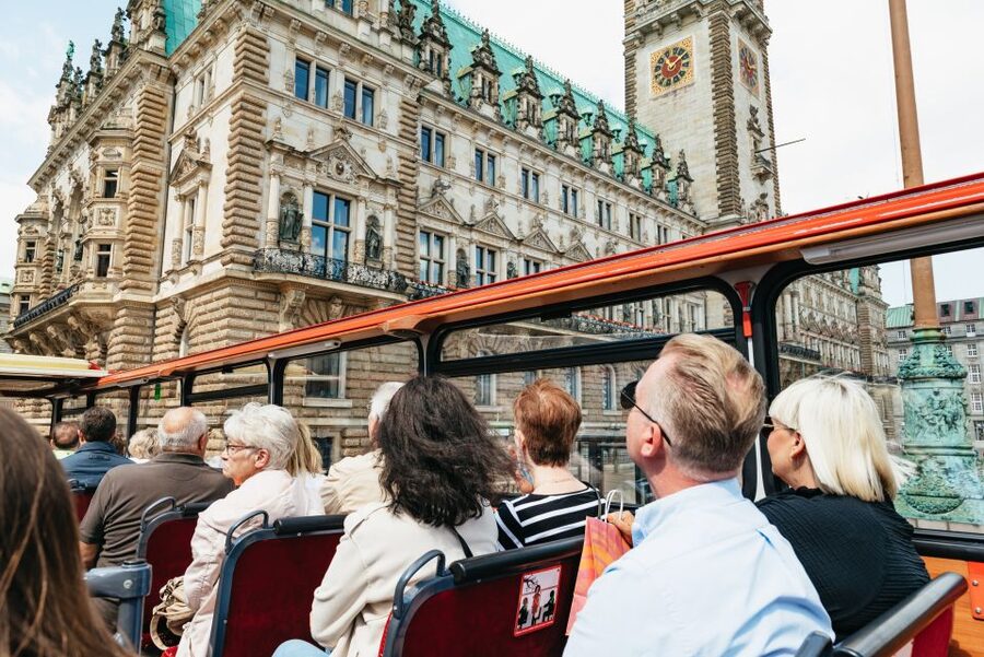 Hamburg: Line A Sightseeing Hop-On Hop-Off Bus Tour - Why Line A is a smart first look at Hamburg