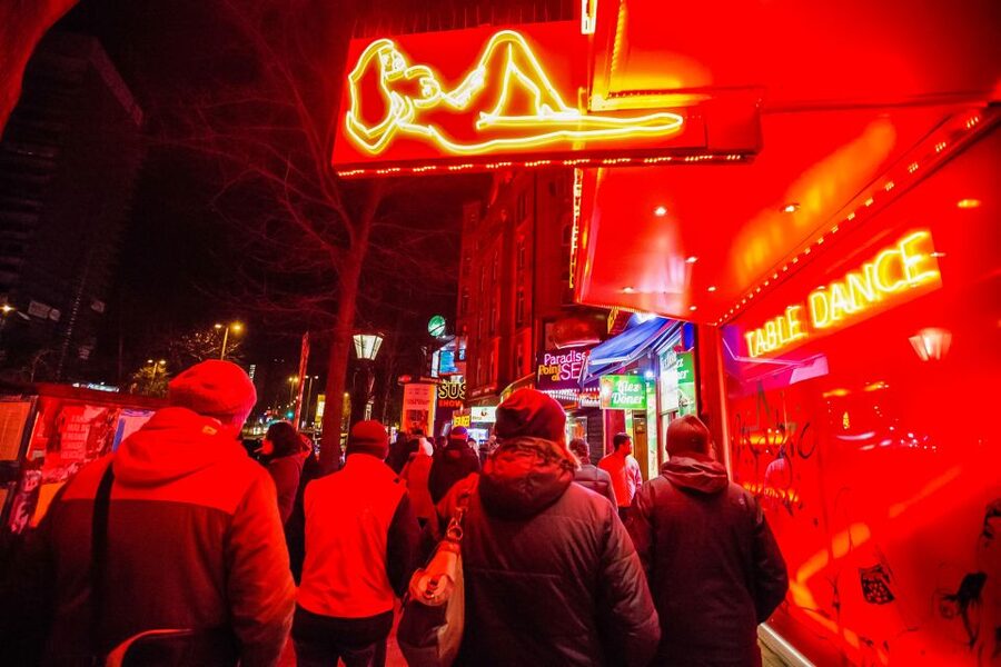 Hamburg: Sex and Crime in St. Pauli Tour for Ages 18+ - What this St. Pauli tour is really about
