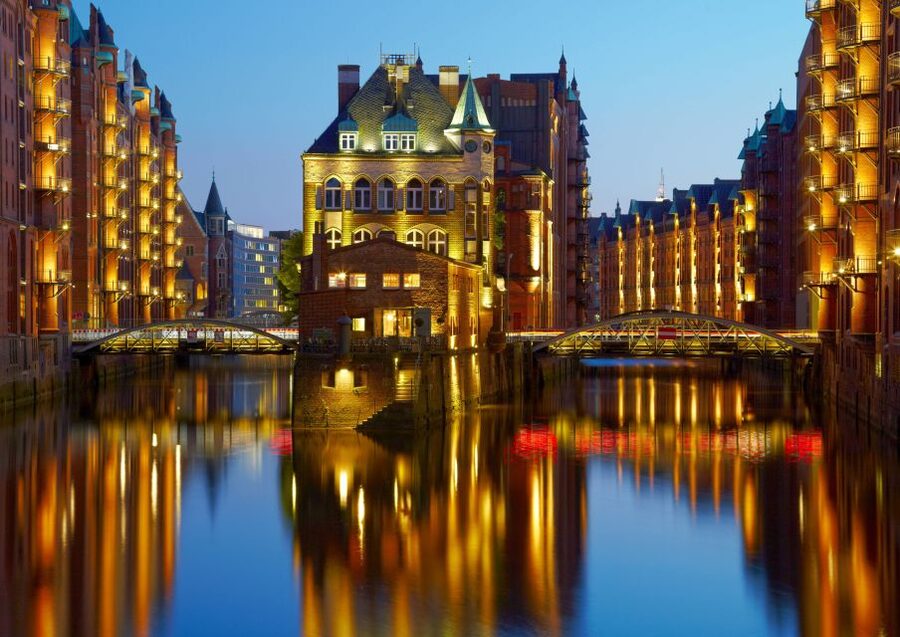 Hamburg: Speicherstadt Walking Tour with Coffee Tasting - Why Speicherstadt works best on foot