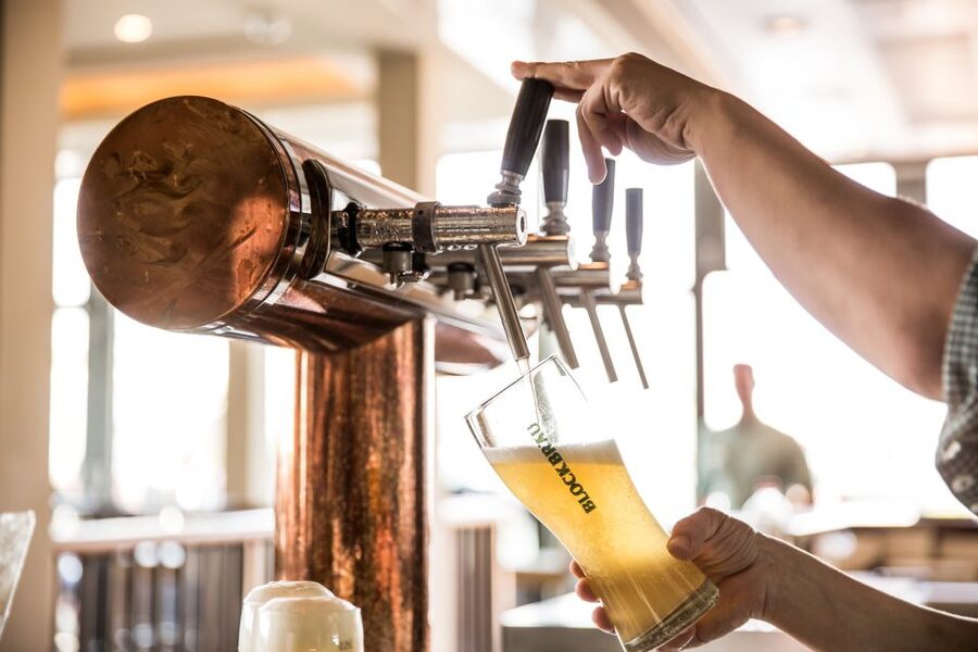 Hamburg: St. Pauli Breweries Walking Tour with Tastings - Practical details before you book