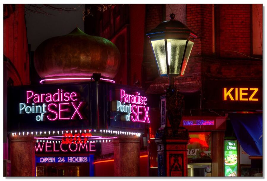 Hamburg: St. Pauli Red Light District Tour - Millerntorplatz and the first look at St. Pauli