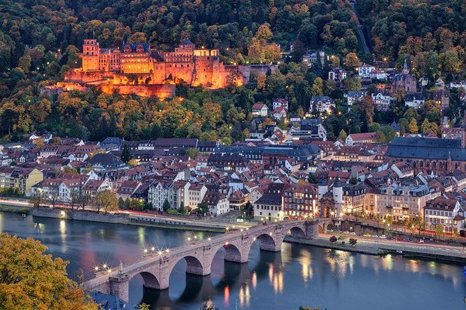 Heidelberg Castle and Old Town Tour from Frankfurt - Walking the crooked lanes of Old Town