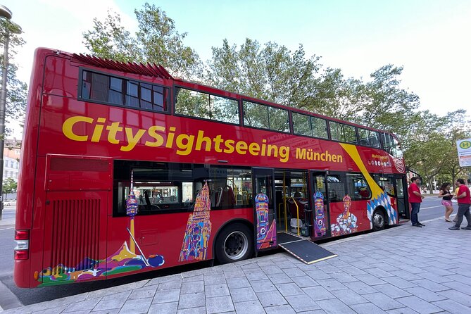 Hop-On Hop-Off Tour CitySightseeing Munich - Purple route: Nymphenburg and Olympia Park