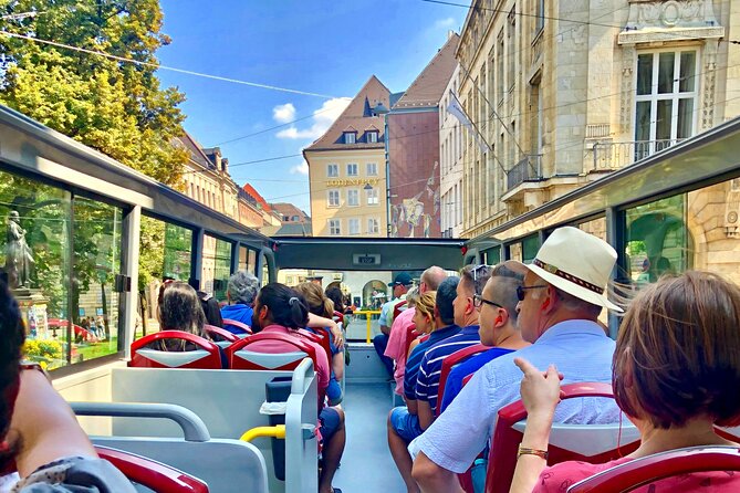 Hop-On Hop-Off Tour CitySightseeing Munich - Red route: Odeonsplatz, Marienplatz, and the center