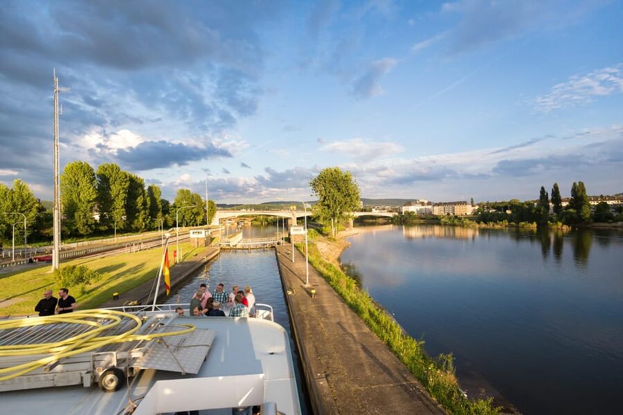 Koblenz: Panoramic Cruise on Moselle River to Winningen - Leaving the Wild Rhine for the gentler Moselle