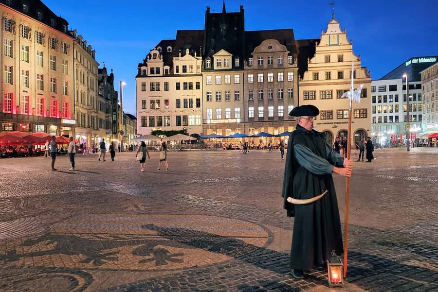 Leipzig: 1.5-Hour Public Tour with Night Watchman Bremme - Why the evening setting changes the experience