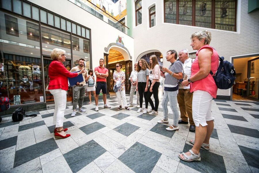 Leipzig: 2-Hour Guided Walking Tour in German - Barthels Hof and the feel of old Leipzig