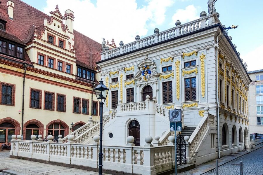 Leipzig: 2-Hour Guided Walking Tour in German - St. Thomas Church and the musical finish