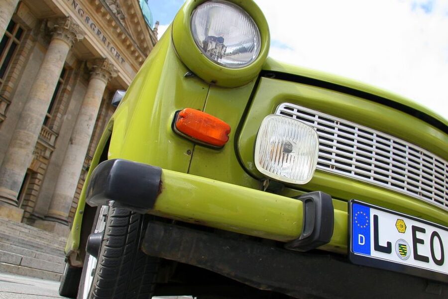 Leipzig: 90-Minute Trabi City Tour - Getting the clutch and convoy rhythm right