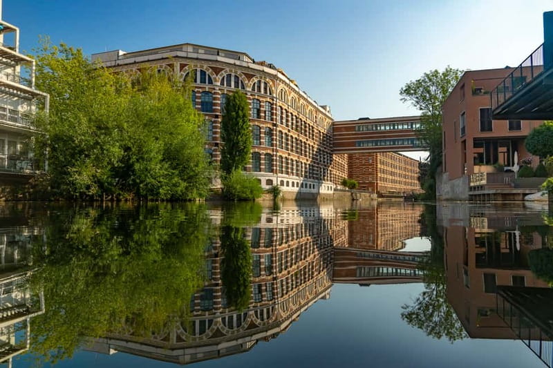 Leipzig: City History Canal Sightseeing Tour on a Motorboat - Starting at Leipzig’s harbor and beach bar