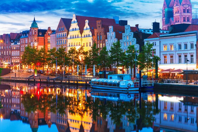 Lübeck Scavenger Hunt and Highlights Self Guided Audio Tour - Why this Lübeck walk works well