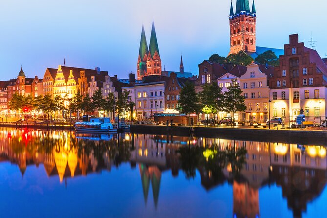 Lübeck Scavenger Hunt and Highlights Self Guided Audio Tour - Starting at Burgtor