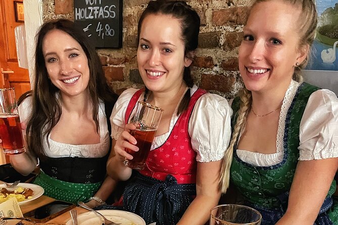 Lunch Like a Local: Munich's ORIGINAL Viktualienmarkt Food Tour - Why Viktualienmarkt makes a good Munich lunch