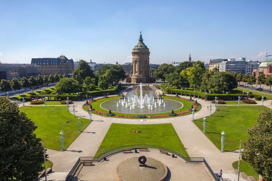 Mannheim, guided Walking Tour: Discover Mannheim - Starting beneath Mannheim’s Baroque palace