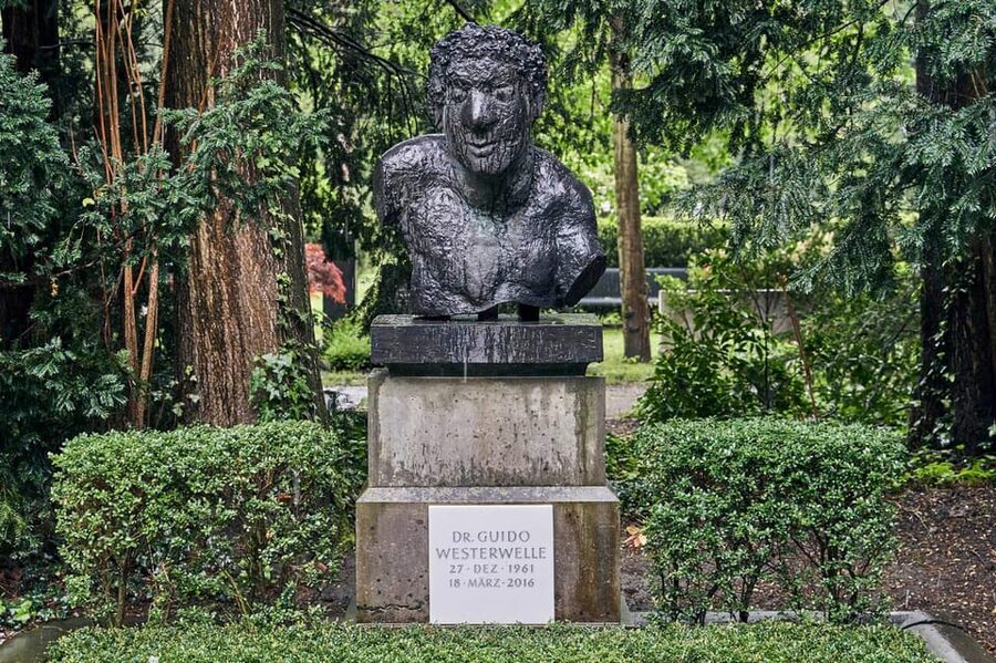 Melaten Friedhof: Guided tour with all senses - Key points at a glance