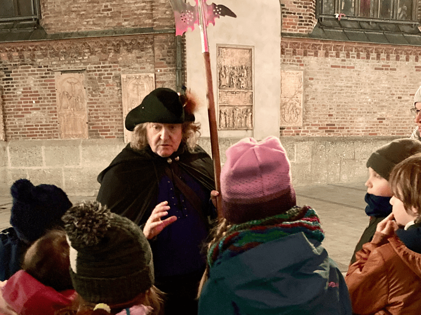 München: Der Nachtwächter für Kinder - Führung auf Deutsch - Frauenkirche: Ending Beneath Munich’s Famous Towers