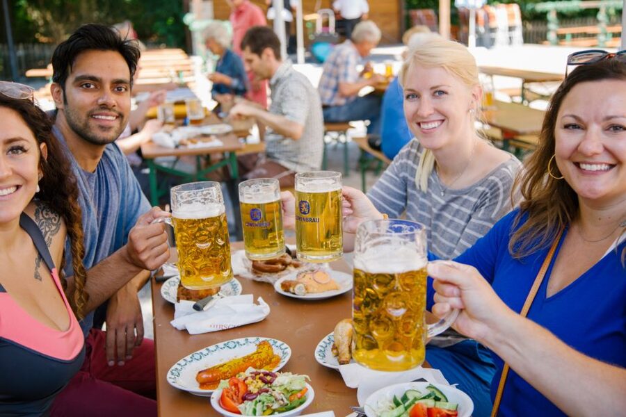 Munich: Bike Tour with Beer Garden Break - Guides, bikes, and the feel of the group