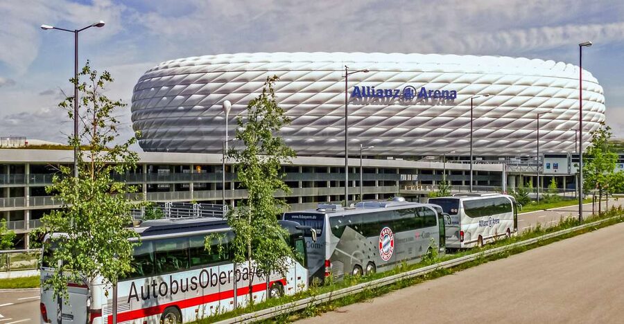Munich: City Bus Tour & FC Bayern Munich Allianz Arena Tour - From Karlsplatz to Munich’s football landmarks
