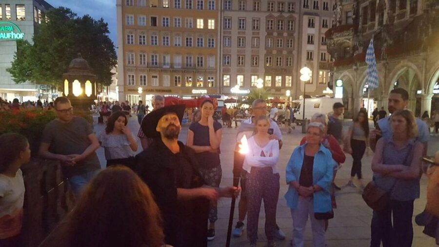 Munich: Night Watchman Torch Tour in German - Ghost stories in Munich’s dark lanes