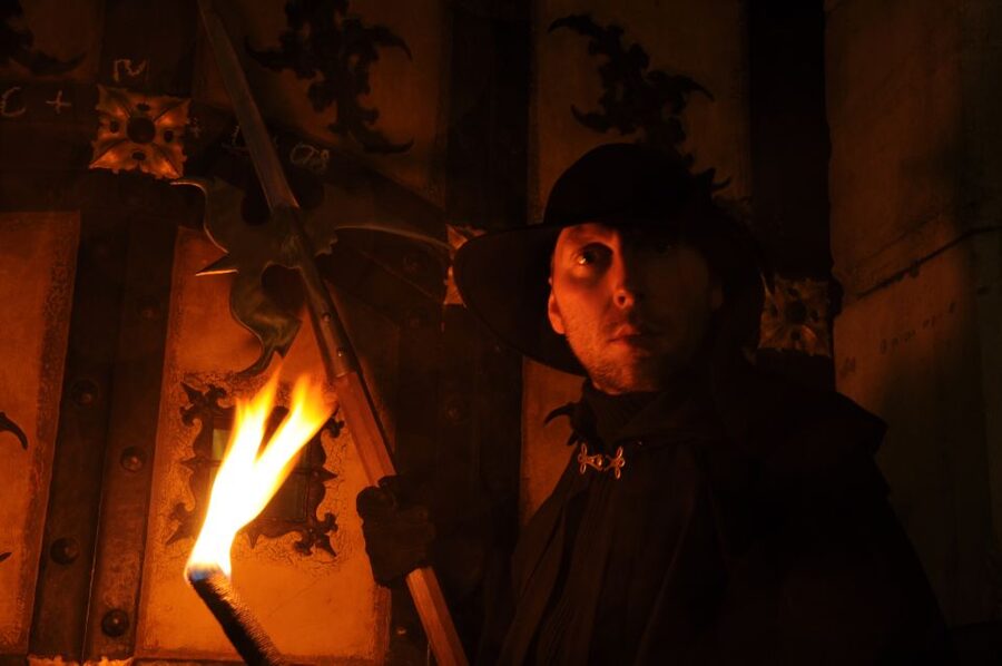 Munich: Night Watchman Walking Tour - The Altes Rathaus and Munich’s old gate