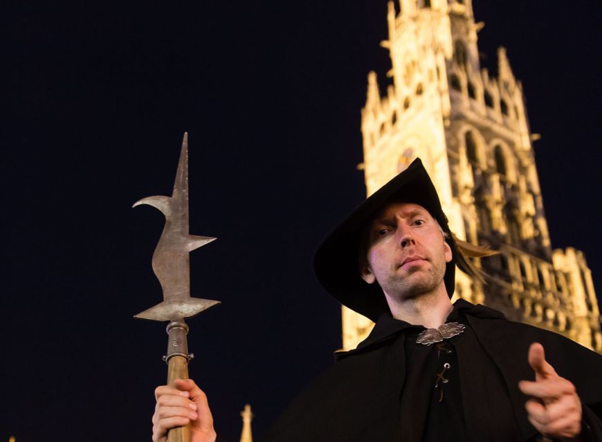 Munich: Night Watchman Walking Tour - Marktplatz and St. Peter’s Church