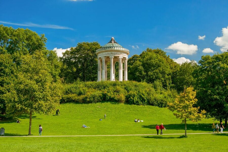 Munich: Old Town Walking Tour - Who should book this Munich walk?