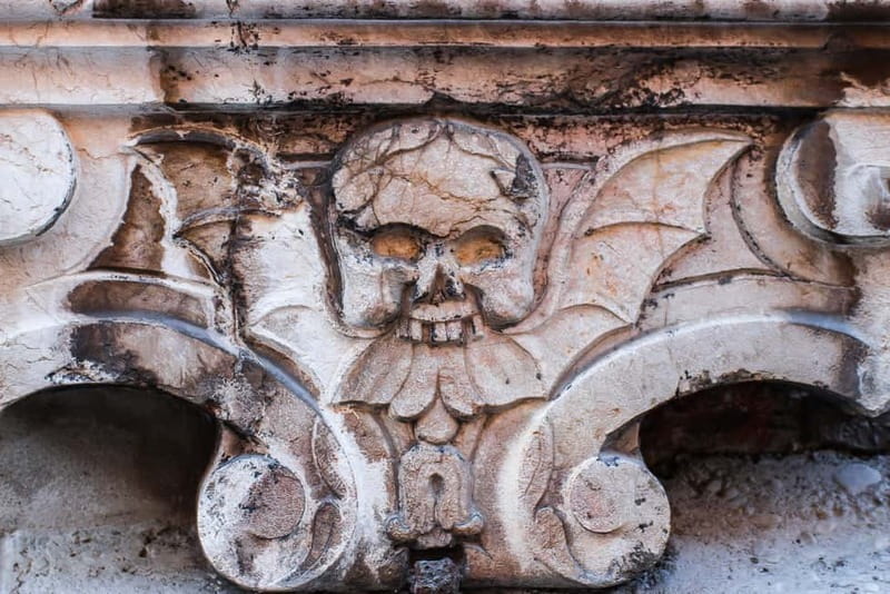Munich: Raven Black Witches and Executioners Walking Tour - Cursed places, ravens, and the reality of punishment
