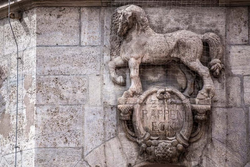 Munich: Raven Black Witches and Executioners Walking Tour - From Frauenkirche to Sendlinger Tor