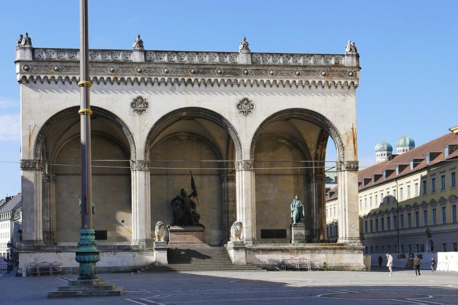 Munich: Walking Tour Old Town and Viktualienmarkt - Key points at a glance