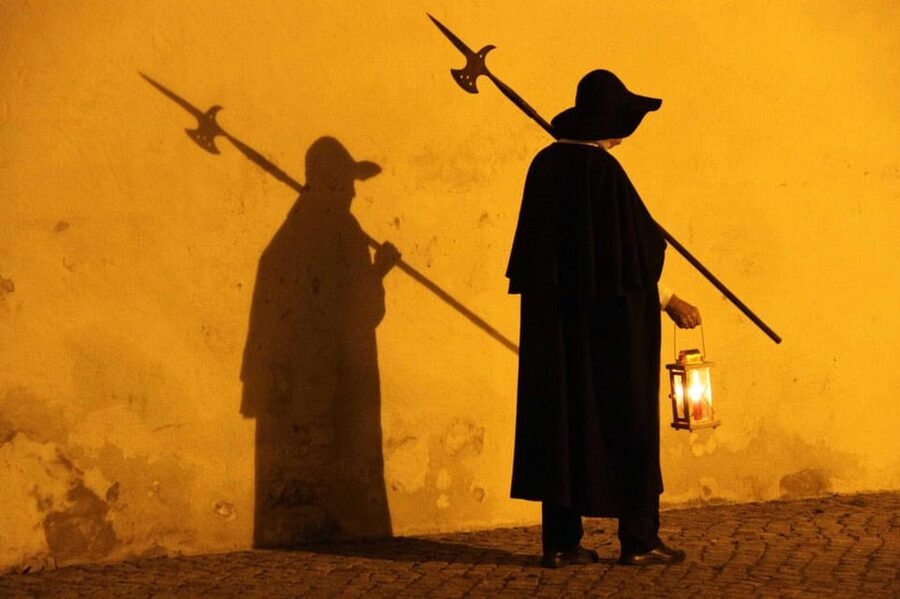 Münster: Nachtwächter-Führung (Erlebnistour) - Who will enjoy the 1.5-hour evening walk