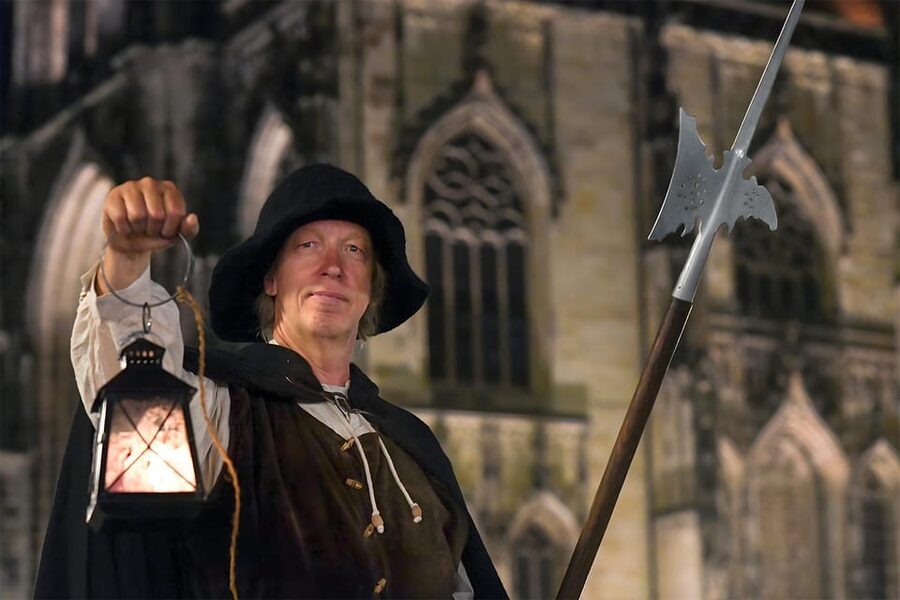 Münster: Night watchman tour through the picturesque old town by lantern light - Key points to know before booking
