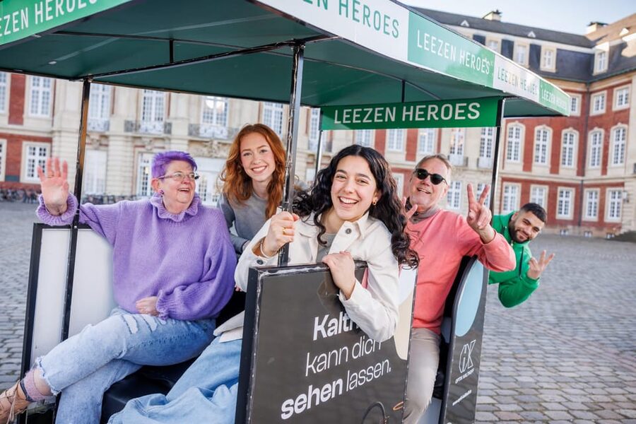 Münster: Private Guided Rickshaw City Tour - Key points at a glance