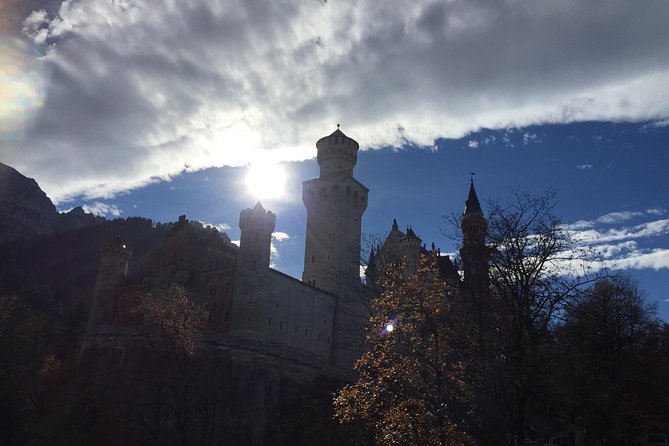 Neuschwanstein Castle Private Tour from Garmisch-Partenkirchen - How guide quality shapes the day