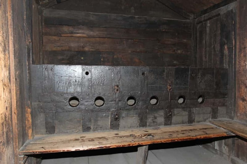 Nuremberg: Medieval Dungeons Guided Tour - How this compares with a larger museum visit