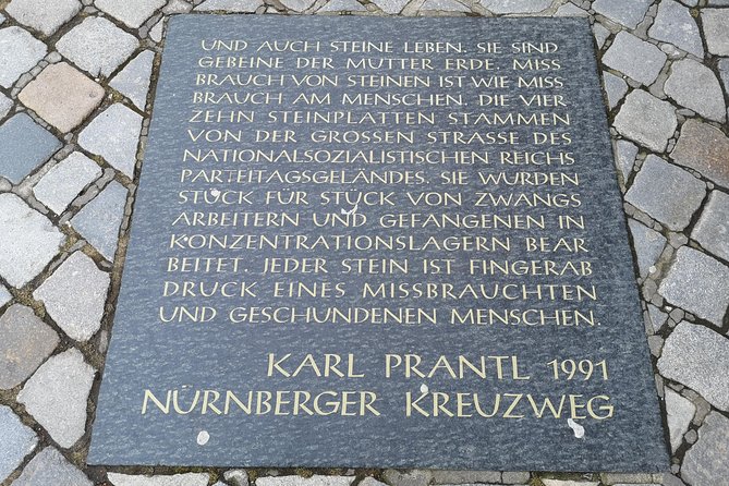 Nuremberg Third Reich Tour in Spanish - St. Lorenz and the concentration camp connection