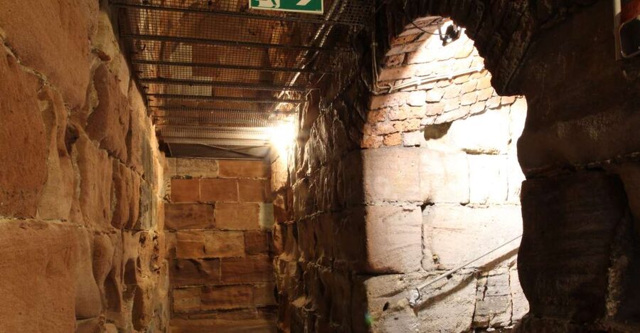 Nuremberg: Tunnels and Secret Passages in the City Wall Tour - Following the paths of medieval defenders