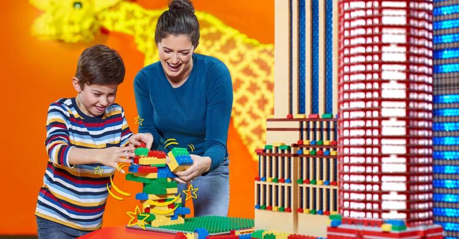 Oberhausen: Legoland Discovery Center Ticket - Building, crashing, and racing at Racers Build & Test