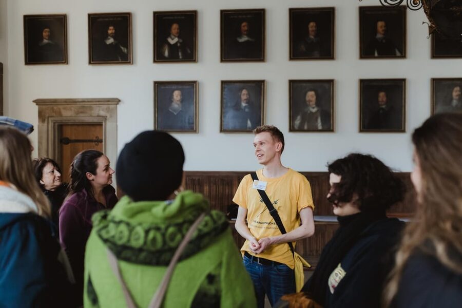 Osnabrück: Rathaus- und Altstadt Tour (Stadtführung) - Charlemagne, the Hanseatic League, and the city’s long story