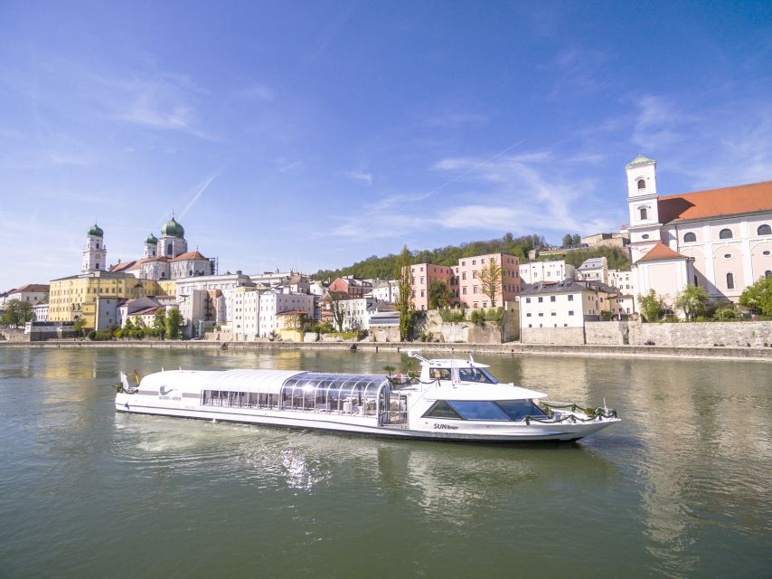 Passau: Floating City Highlights Tour on the Danube and Inn - Coffee, cake, and a practical onboard break